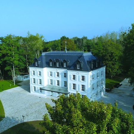 Chateau Des Hauts De Provins Hotel Champcenest Esterno foto
