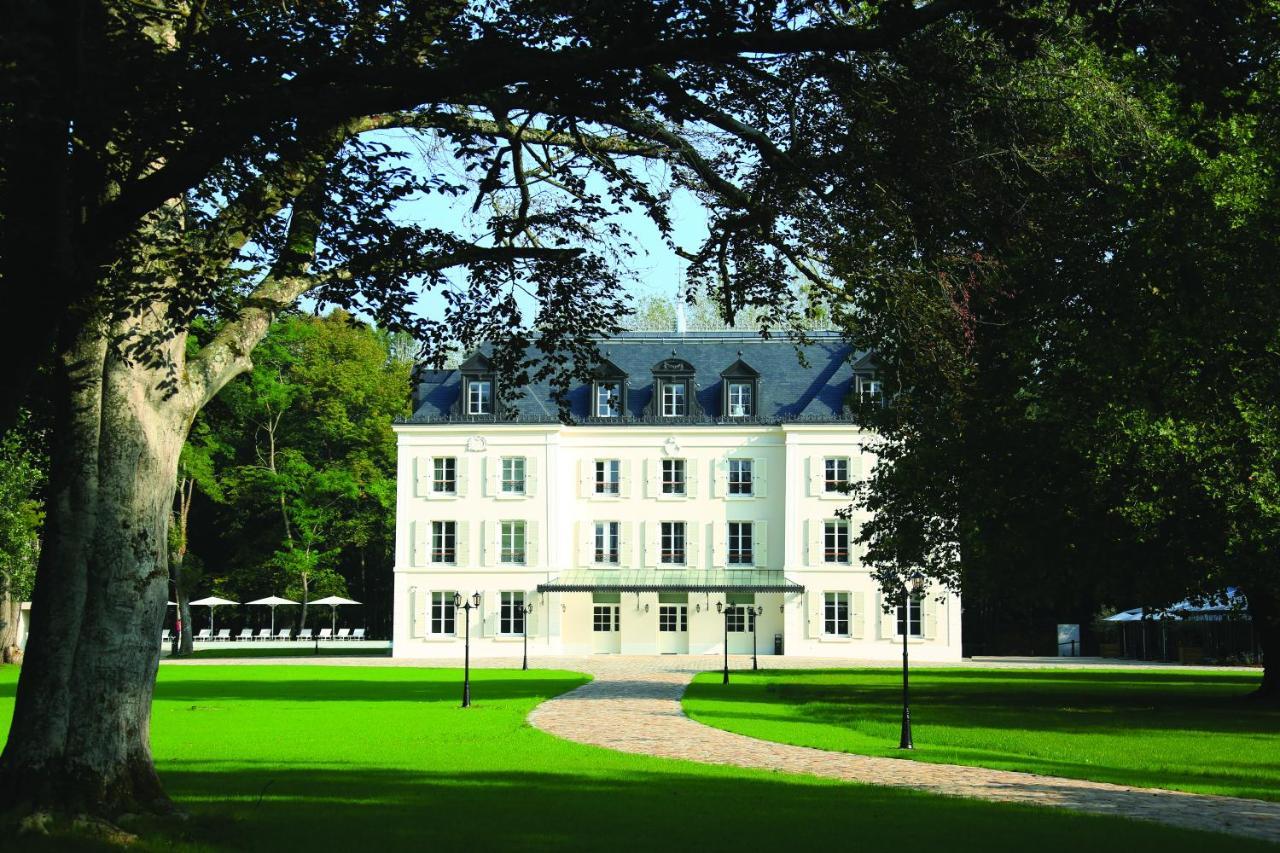 Chateau Des Hauts De Provins Hotel Champcenest Esterno foto