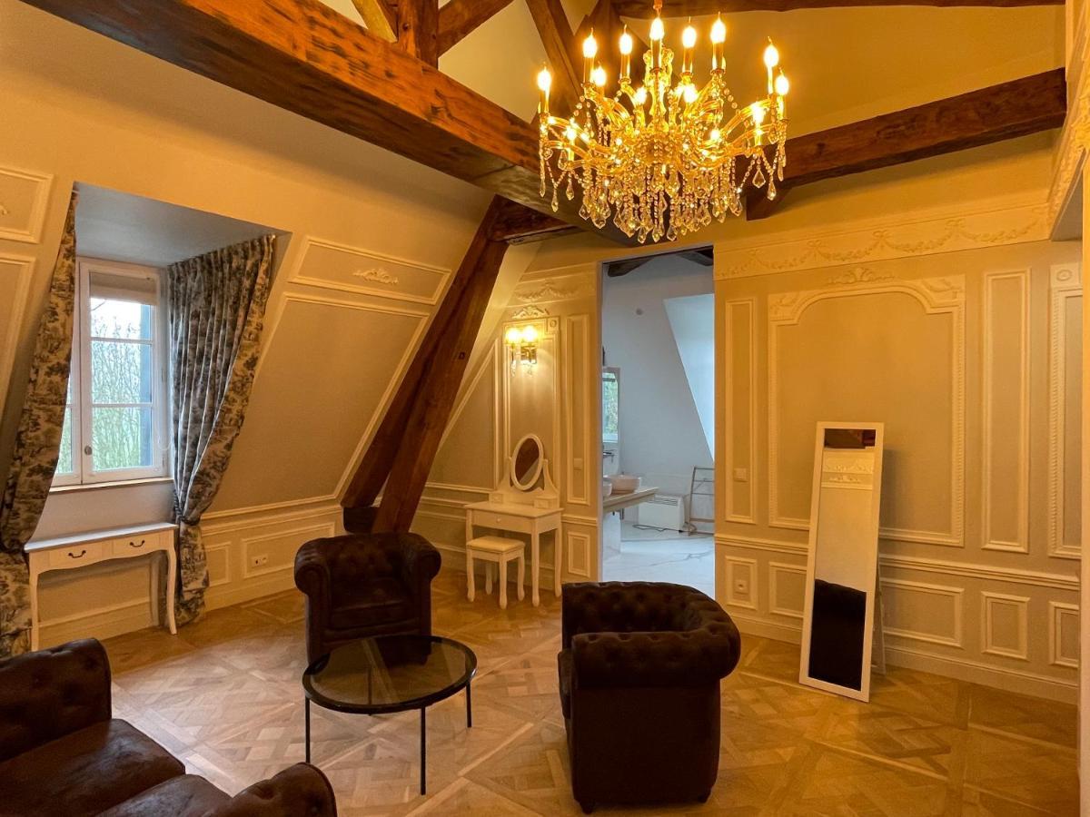 Chateau Des Hauts De Provins Hotel Champcenest Esterno foto