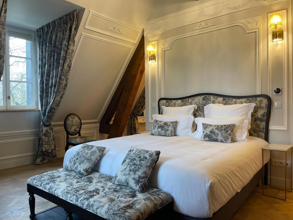 Chateau Des Hauts De Provins Hotel Champcenest Esterno foto