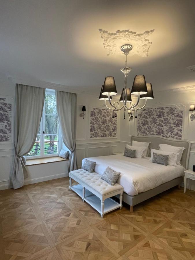 Chateau Des Hauts De Provins Hotel Champcenest Esterno foto