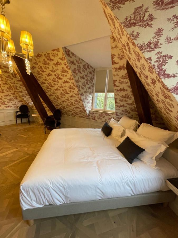 Chateau Des Hauts De Provins Hotel Champcenest Esterno foto