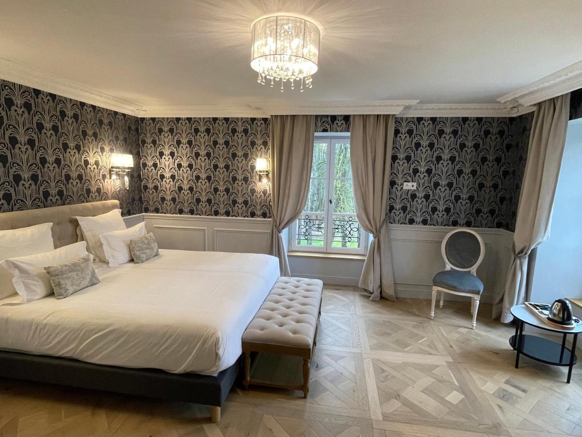 Chateau Des Hauts De Provins Hotel Champcenest Esterno foto