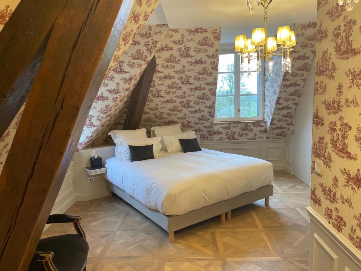 Chateau Des Hauts De Provins Hotel Champcenest Esterno foto